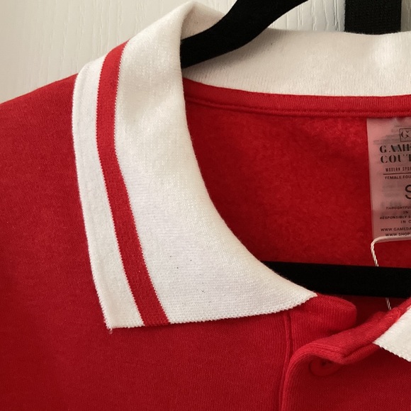 Knit Collared Pullover - Picture 3 of 12